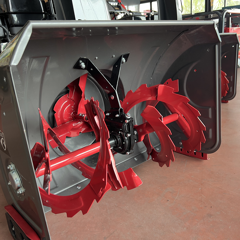 Dettaglio della coclea del spazzaneve Rato, progettata per una rimozione efficiente della neve con lame robuste e durevoli. shopdacanal.com.