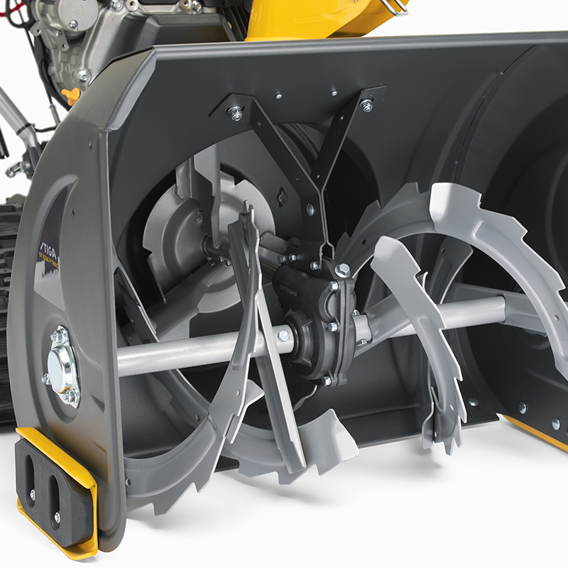 Spazzaneve STIGA ST 5266 P con coclea robusta, progettato per prestazioni elevate nella rimozione della neve. shopdacanal.com